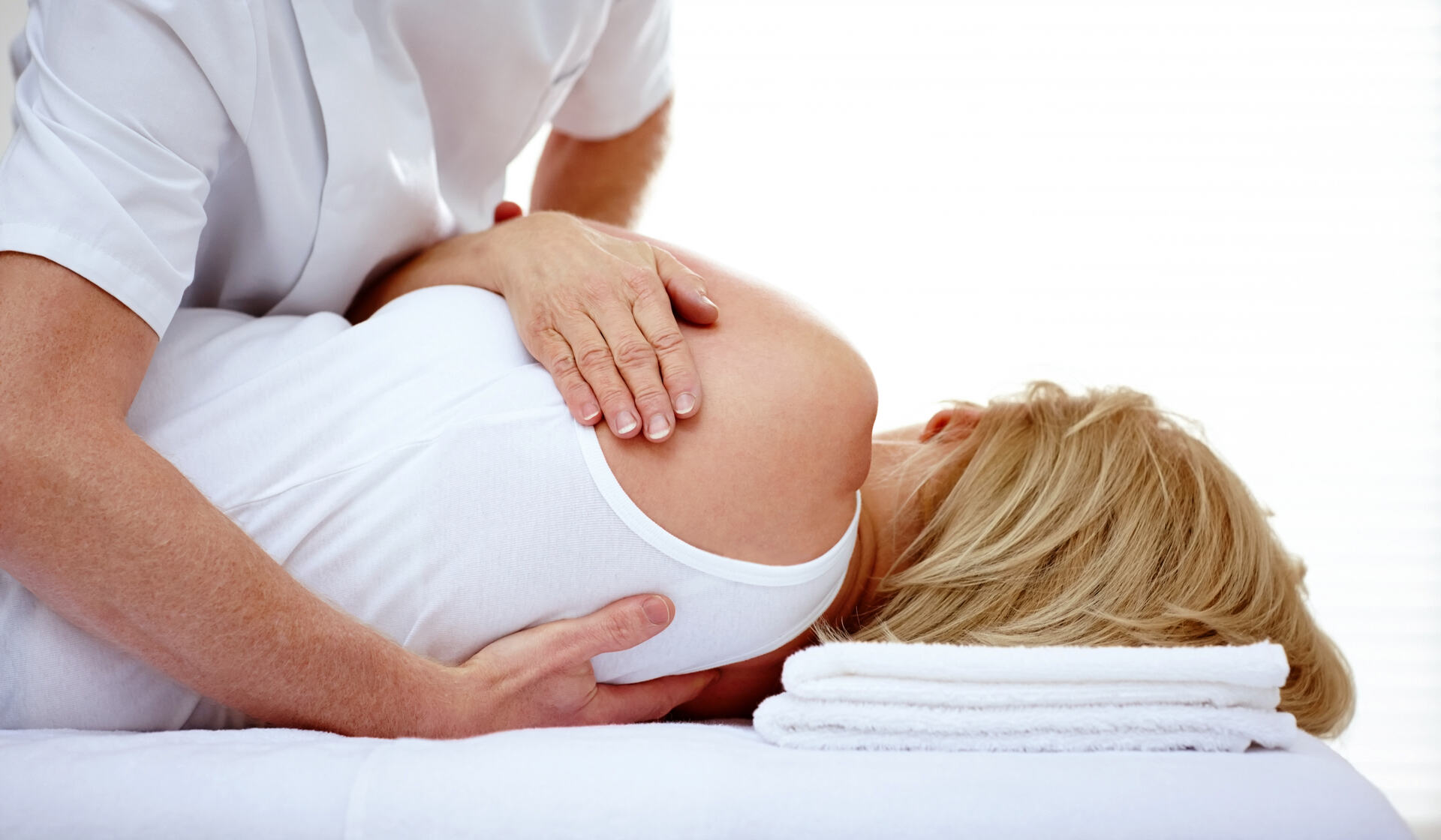 Tratamento osteopático ao ombro